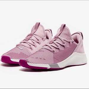 Nike air zoom elevate sneakers